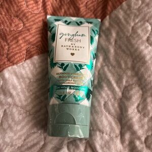 Bath & Body Works Gingham Fresh Hydration Cream